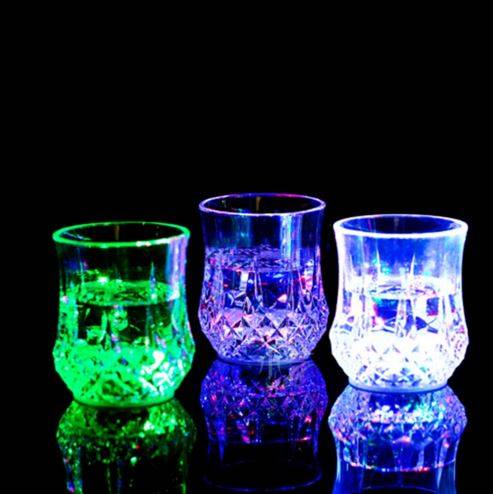 Glas med LED-ljus