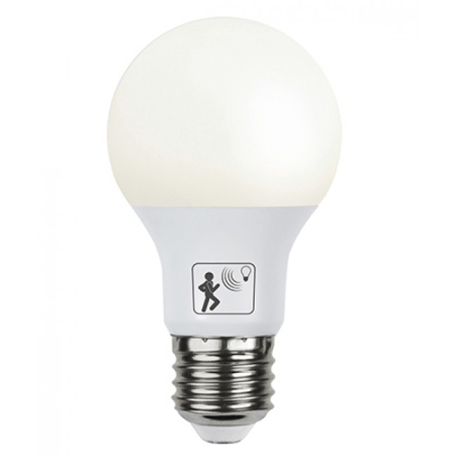 Illumination LED Opal, lampa med skymnings- och rörelsesensor, E27, 2700K, 7W 470lm | Hem & Fritid - Belysning - LED-Lampor - E27 LED Lampor | AlltMobil