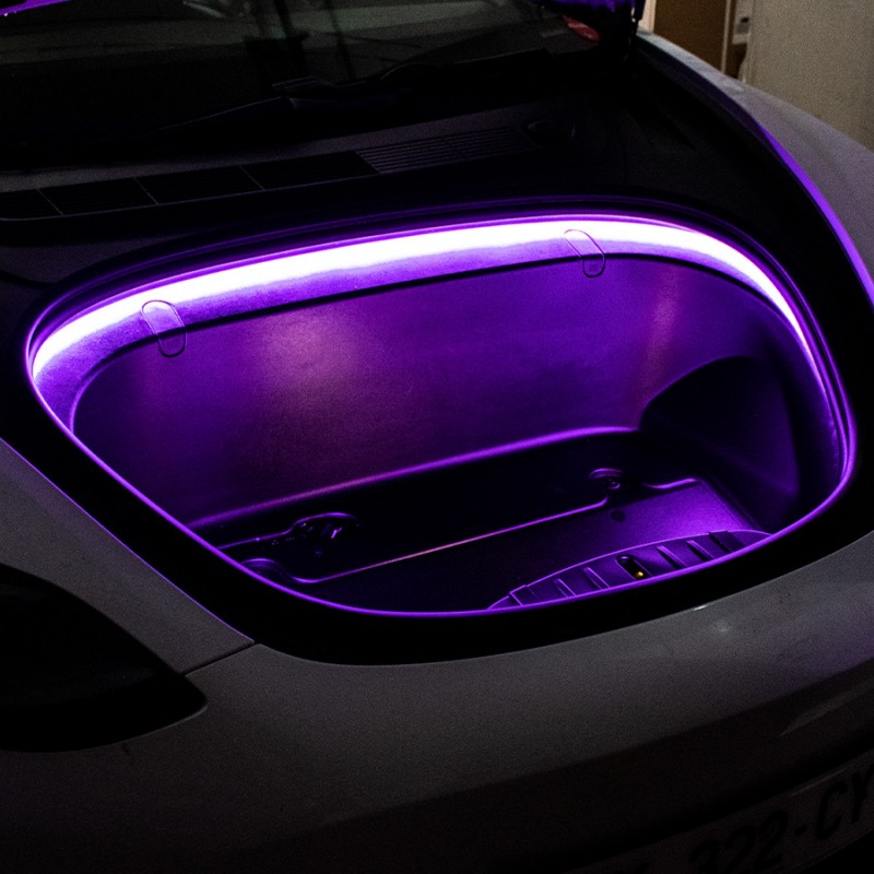 Rosa Frunklampa, LED-LIST, Tesla Model Y/3